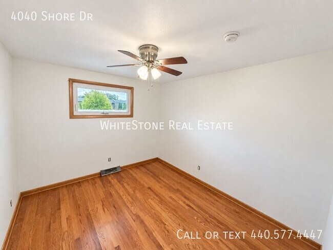 Building Photo - 4040 Shore Dr