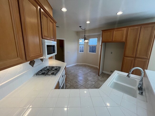 Building Photo - 2753 Stephen Pl