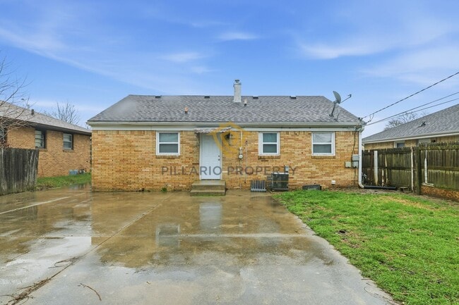 Building Photo - Adorable 3-Bedroom Home on the East Side, Available NOW!