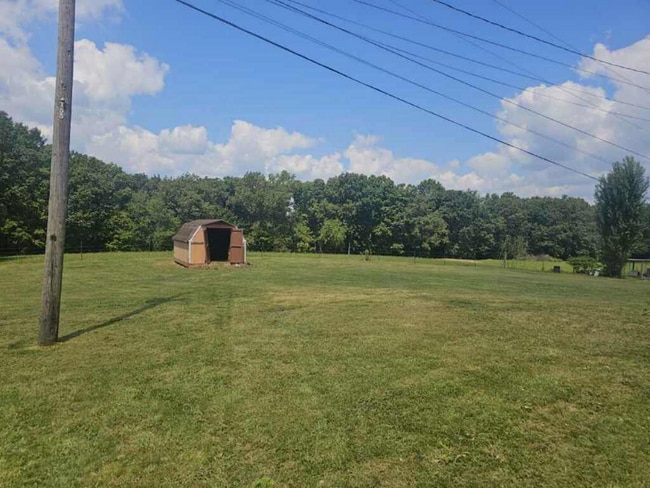 Building Photo - 467 Russell Ridge Rd