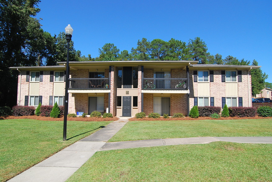 Building Photo - Carriage Place Condominiums