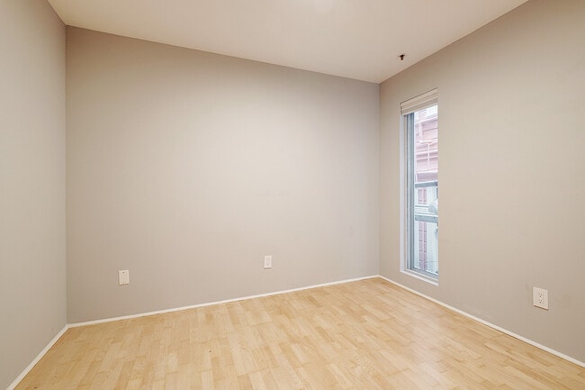 Building Photo - 755 Florida St