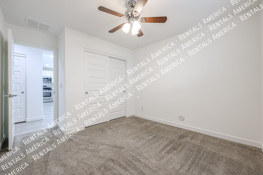 Building Photo - 24424 N 164th Dr