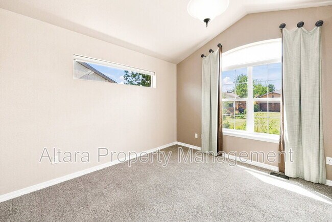 Building Photo - 7183 Cottonwood Tree Dr