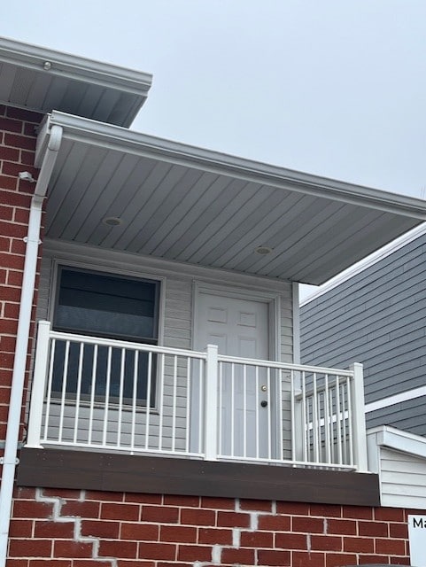 Building Photo - 415 1/2 1st N St