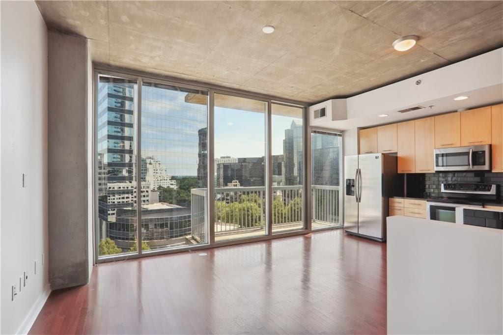 Building Photo - 3324 Peachtree Rd