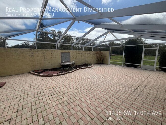 Building Photo - 11435 SW 140th Ave