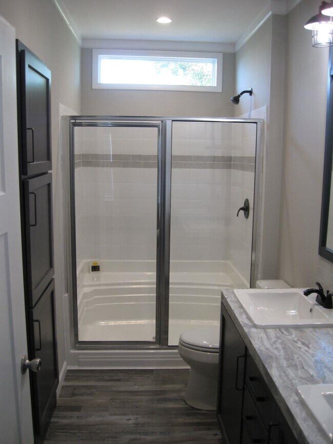 Building Photo - 44 Orange Blossom St