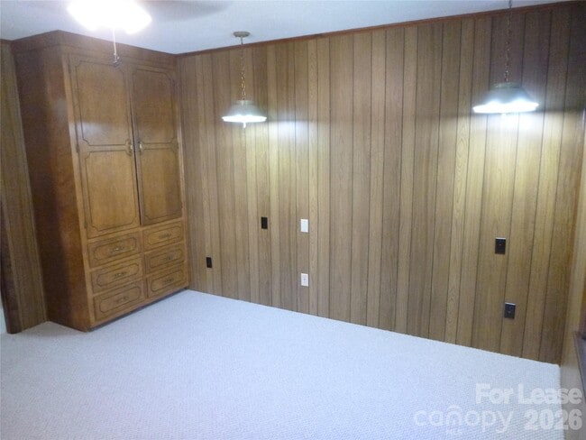 Building Photo - 1306 Lomax Ave