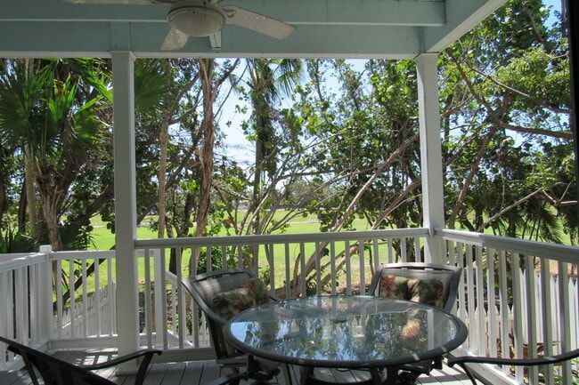 Building Photo - Fully Furnished 2 Bed 1.5 bath Home in the Key West Golf Club Community
