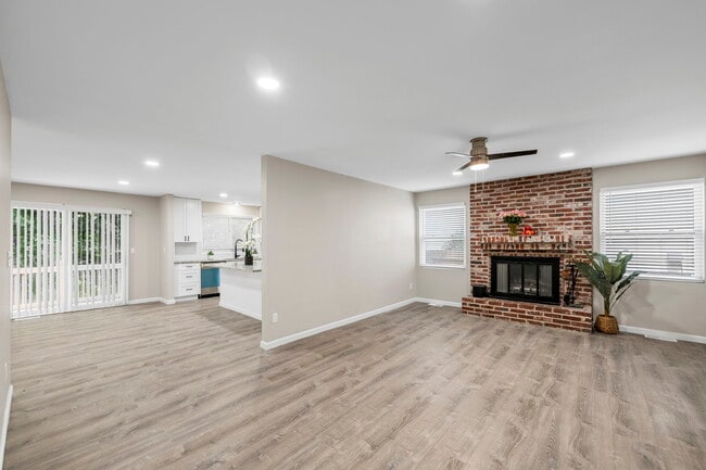 Building Photo - 3620 Cinnamon Tree Ln