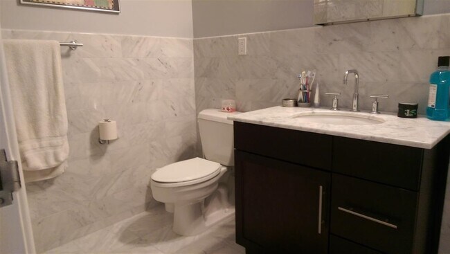 Building Photo - 1500 Hudson St