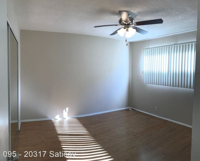 Building Photo - 20317 Saticoy St