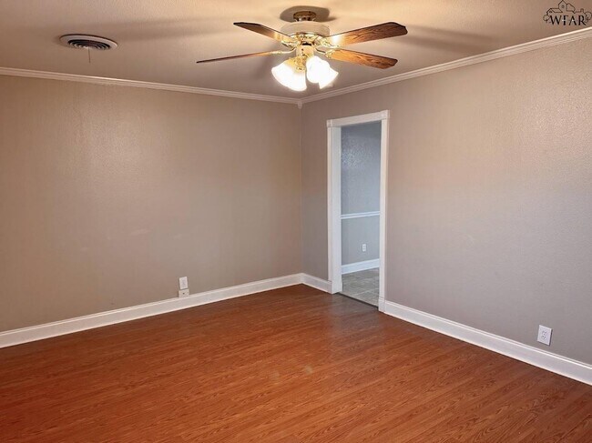 Building Photo - 4715 Coronado Ave