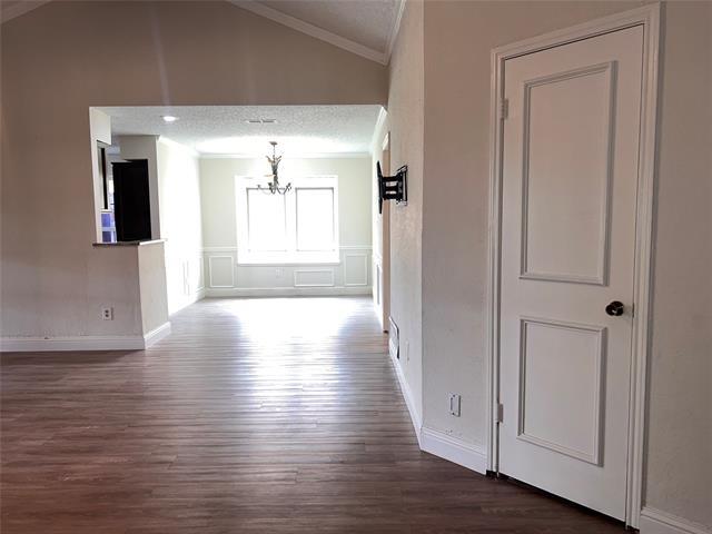 Building Photo - 1005 Bass Dr