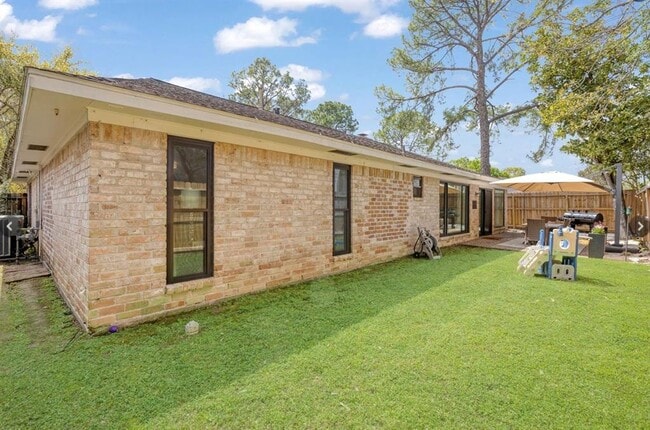 Building Photo - 14306 Locke Ln