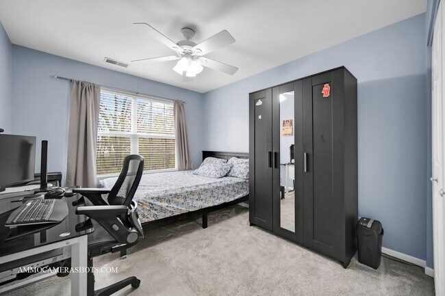 Building Photo - 2389 Stoughton Cir