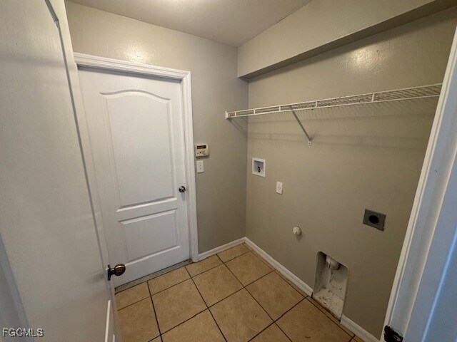 Building Photo - 2132 Chiquita Blvd N