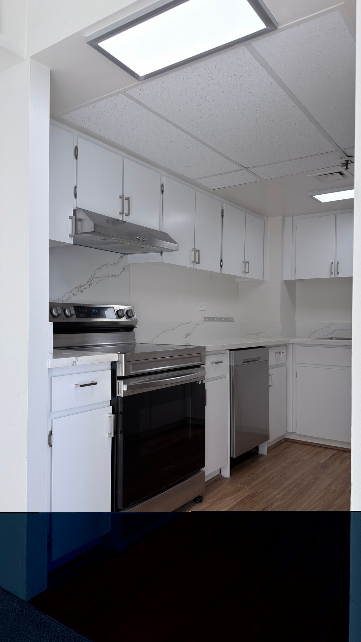 Building Photo - 2499 Kapiolani Blvd