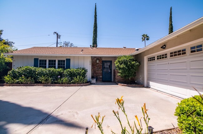 Building Photo - House for Rent in Redlands
