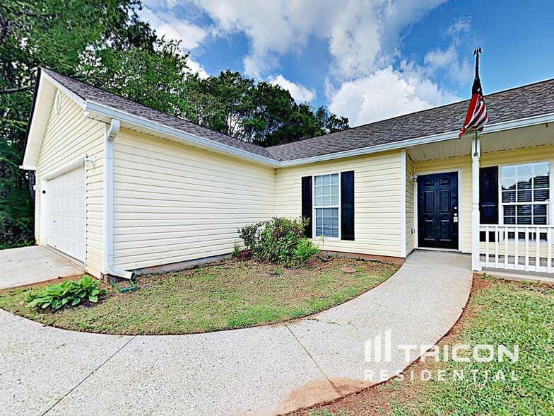 Building Photo - 623 Bowling Ln