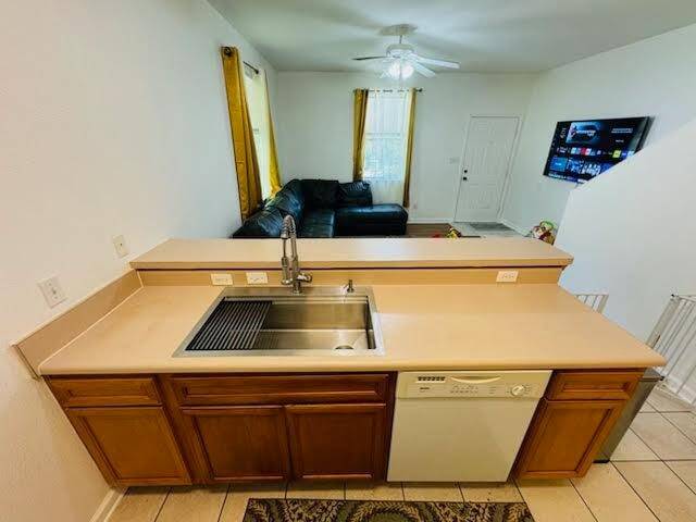 Building Photo - 924 Ashburn Dr