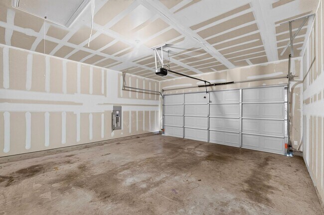 Building Photo - 14525 Eaglemont Dr