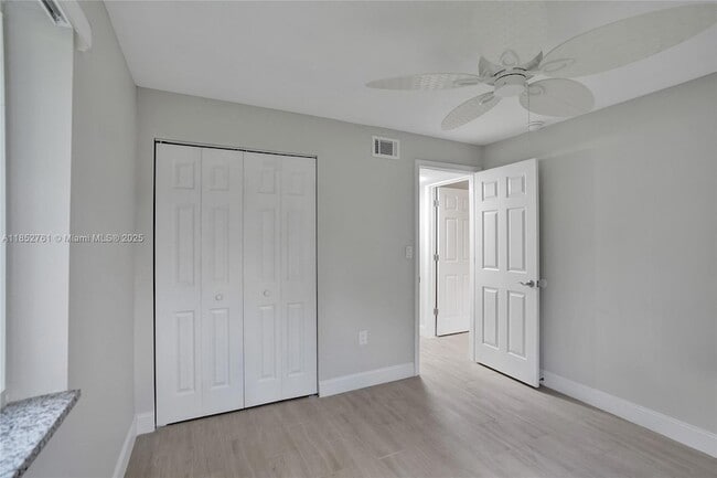 Building Photo - 3800 SW 58th Terrace