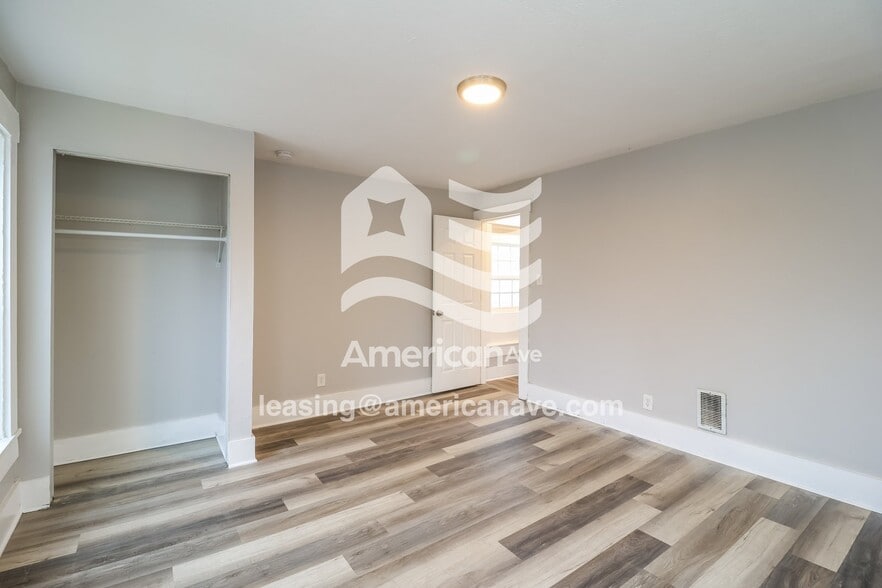 Building Photo - 831 Greenwood Ave