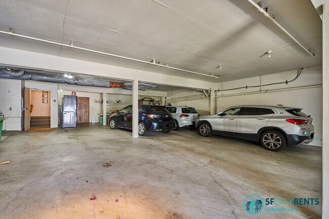 Building Photo - Noe Valley/Dolores Heights: Luxury Condo w/ Expansive Private Deck & 2 Car Parking