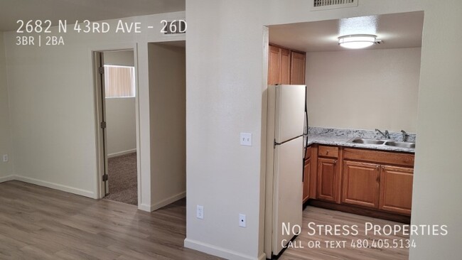 Building Photo - 2682 N 43rd Ave
