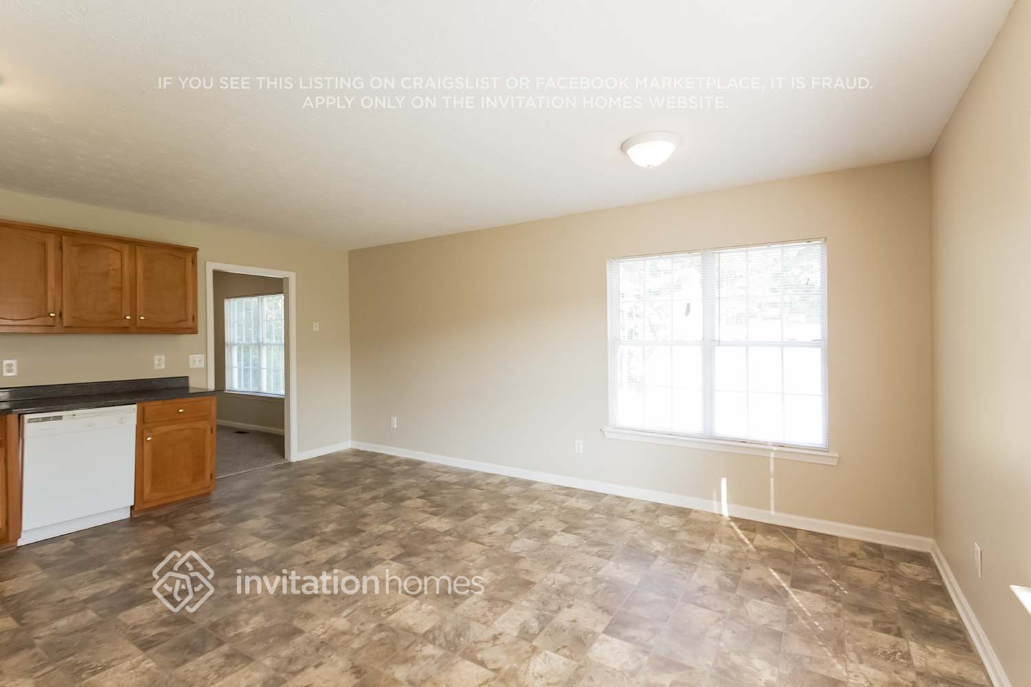 Building Photo - 516 Shaggy-Hickory Tr