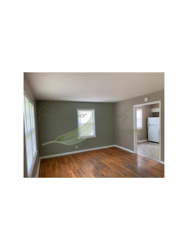 Building Photo - 2 STORY DUPLEX!!!
