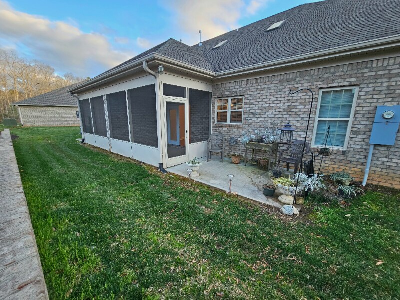 Building Photo - 261 Wrenwood Ct