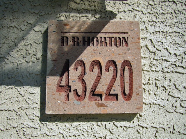 Building Photo - SPACIOUS 5BED + LOFT, 3 BATH LOCATED NEAR ...