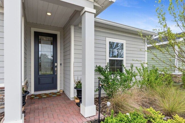 Building Photo - 479 Kingbird Dr