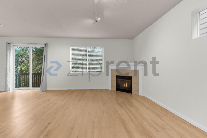 Building Photo - 3785 Wild Rose Loop