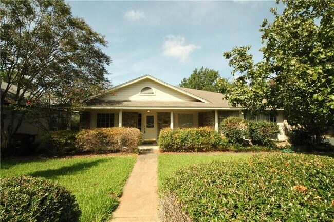 Primary Photo - 7937 Luling Ln