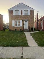 Building Photo - 2110 S 23rd Ave