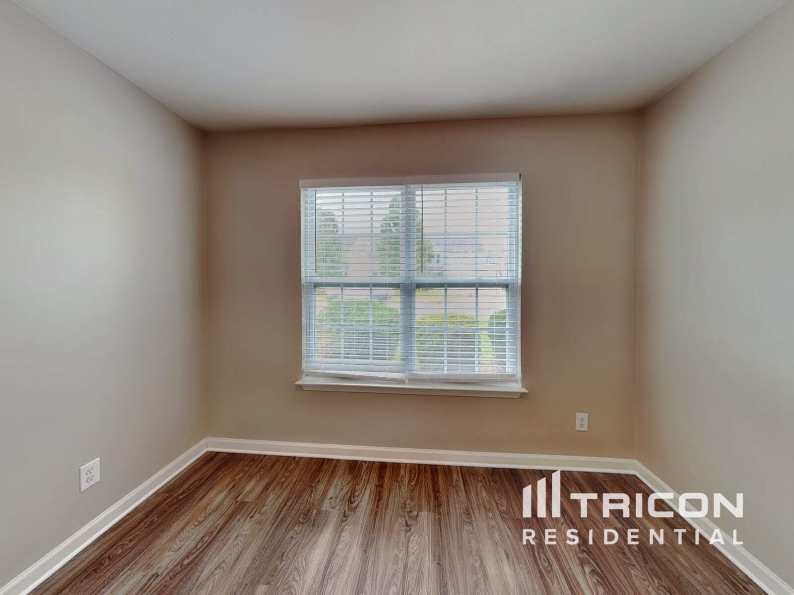 Building Photo - 3504 Whitworth Dr