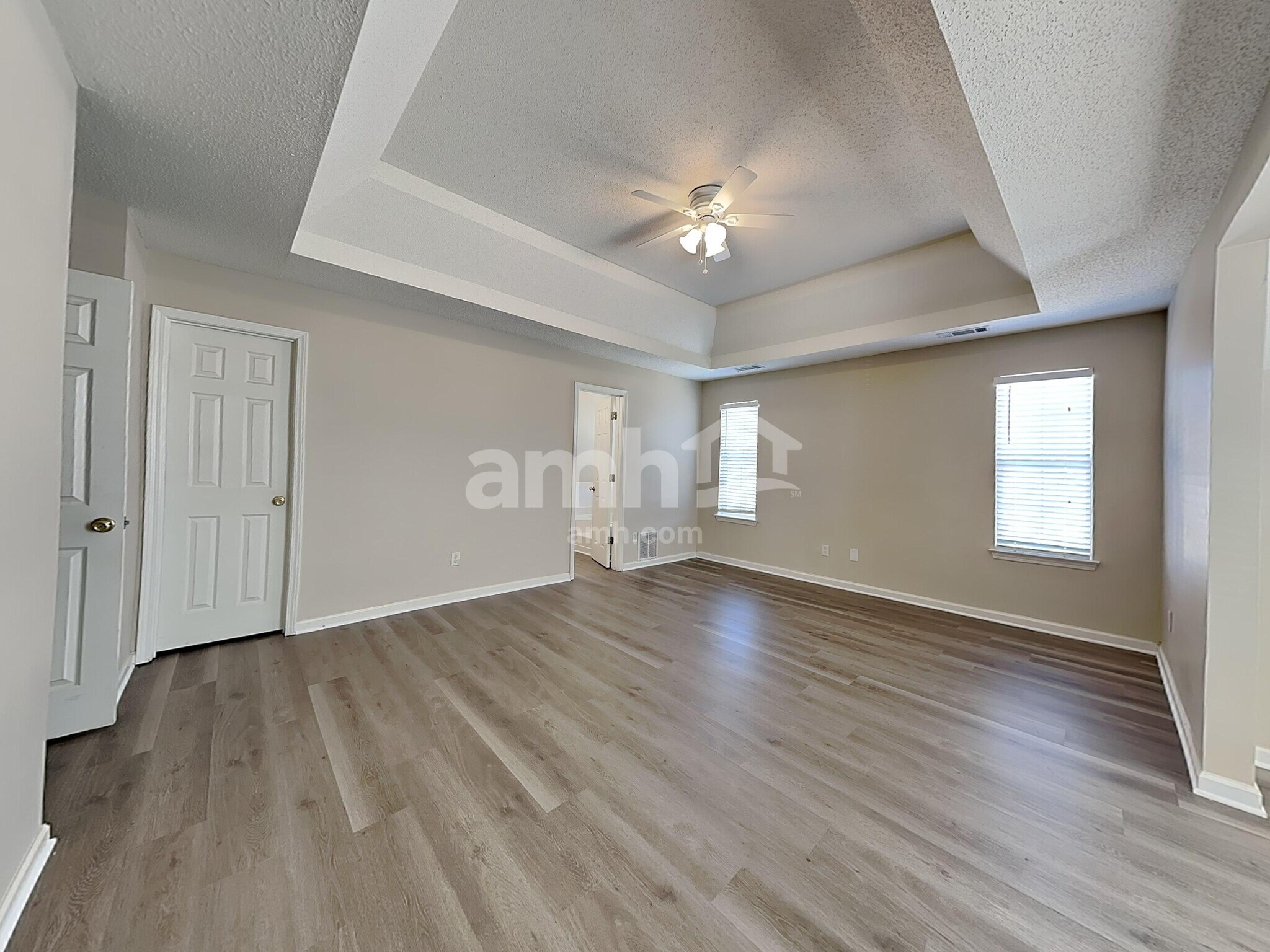 Building Photo - 501 Gonzaga Cir