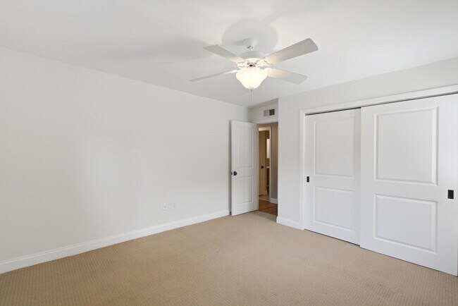 Building Photo - 1240 Fairmont Ave