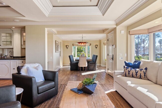 Building Photo - Stunning, Luxury La Jolla Shores Location with Panoramic Ocean Views!!