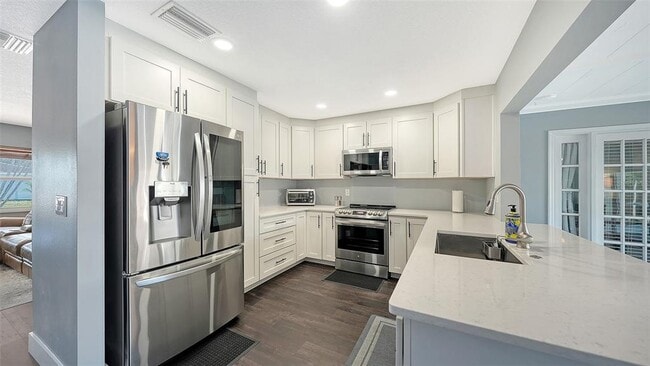 Building Photo - 3507 Pinecrest St