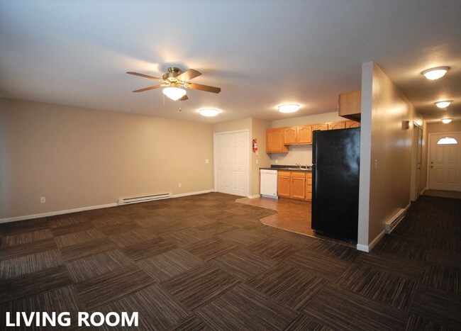 Building Photo - 226-228 Haws Dr.