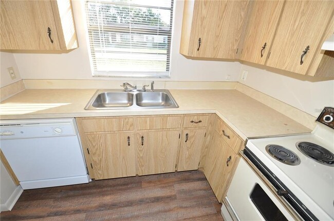 Building Photo - 149 Shannon Dr