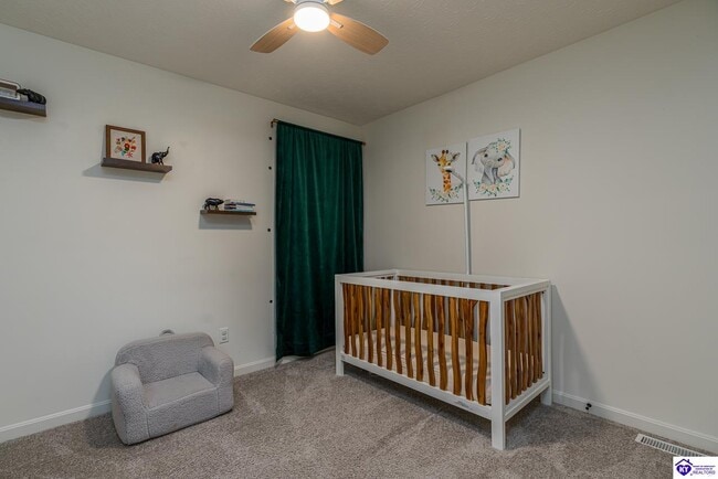 Building Photo - 310 Ivy Pointe Dr