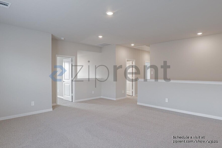 Building Photo - 3907 Edmondson Dr