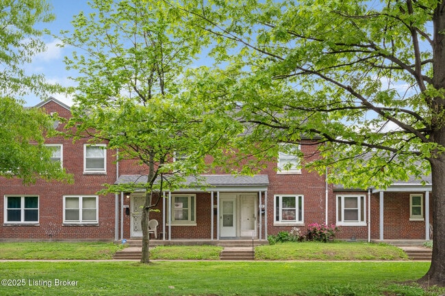Building Photo - 1783 Algonquin Pkwy