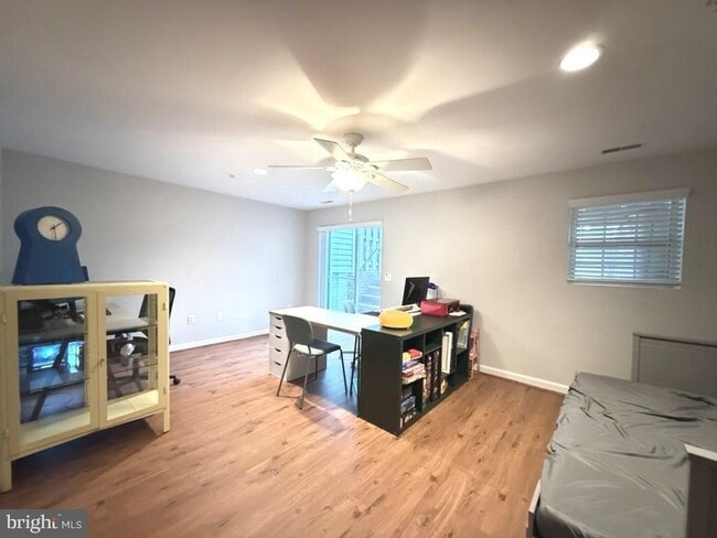 Building Photo - 249 Edge Creek Ln